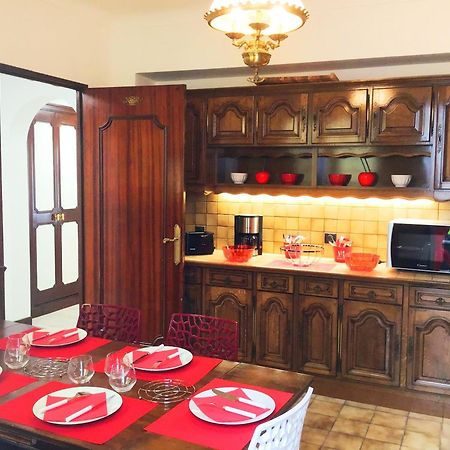 Appartement Le Soleil 140 M2 Climatise Parking Prive Proche Sanctuaires ルルド エクステリア 写真